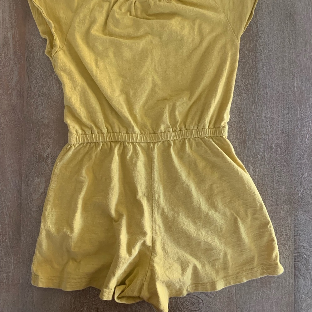 Old navy Girl romper - Picture 3 of 4